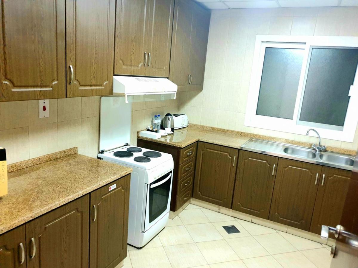 Fortune Classic Hotel Apartment, Dubai Airport ,Near Dafza Metro Station Exterior photo